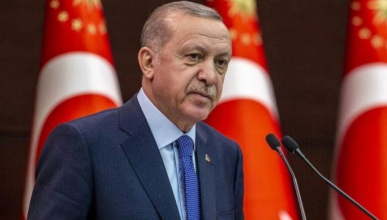 Cumhurbaşkanı Erdoğan’dan Özel’e telefon: Ferdi Zeyrek için geçmiş olsun mesajı Cumhurbaşkanı Erdoğan’dan Özel’e telefon: Ferdi Zeyrek için geçmiş olsun mesajı