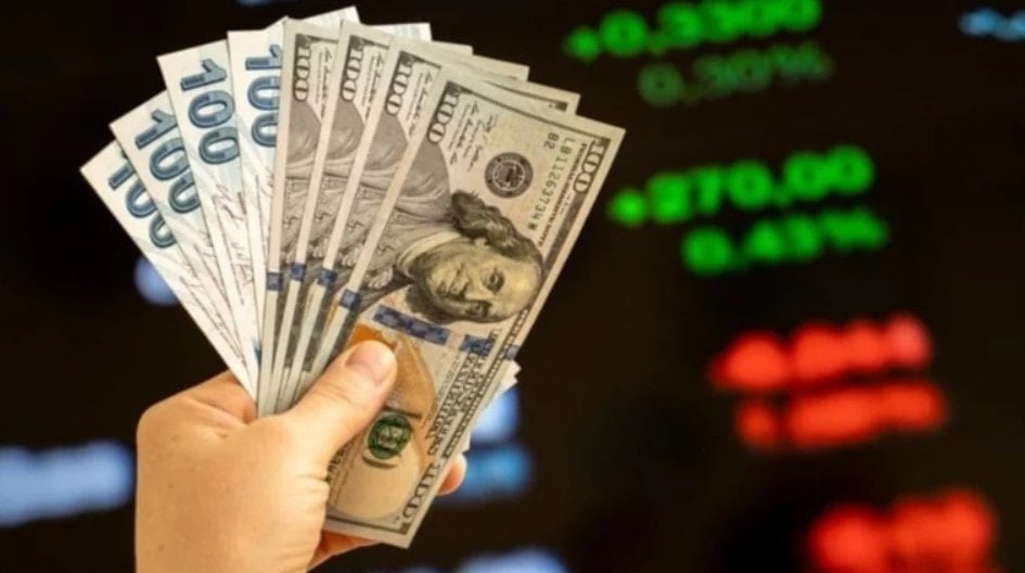 Dolar/TL’de yeni rekor kapısı aralandı Dolar/TL’de yeni rekor kapısı aralandı