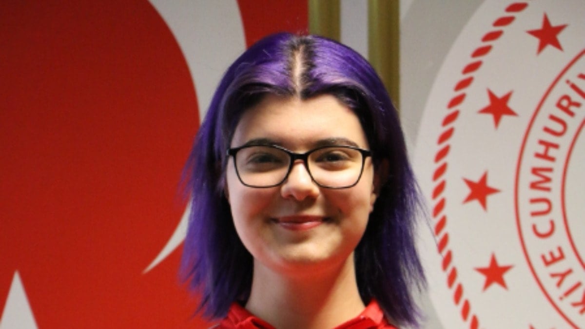 Elif Berfin Altun’dan Türkiye rekoru Elif Berfin Altun’dan Türkiye rekoru