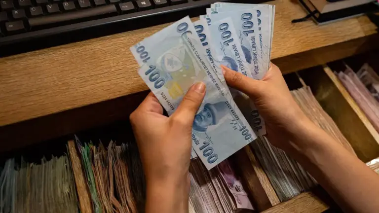 Emekli promosyonlarında son durum: Hangi banka ne kadar ödüyor? Emekli promosyonlarında son durum: Hangi banka ne kadar ödüyor?