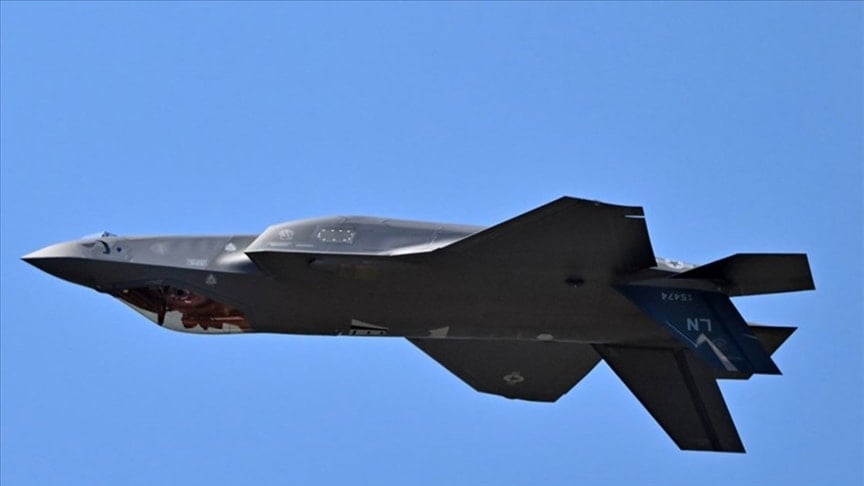 F-35 savaş uçağı Hindistan’da acil iniş yaptı! F-35 savaş uçağı Hindistan’da acil iniş yaptı!