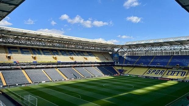 Fenerbahçe, Ülker Stadı’nda tadilata başladı! Fenerbahçe, Ülker Stadı’nda tadilata başladı!