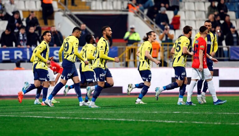 Fenerbahçe’nin millli yıldızından ayrılık talebi (11 Haziran 2025 transfer haberleri) Fenerbahçe’nin millli yıldızından ayrılık talebi (11 Haziran 2025 transfer haberleri)