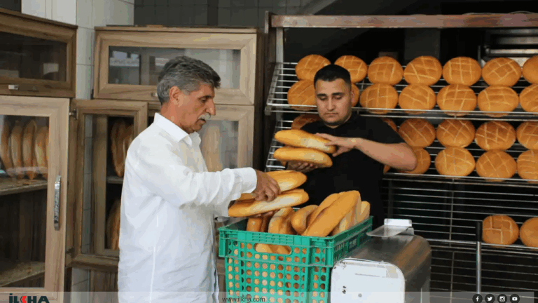 Fırıncılar marketlere ekmek satışını durdurdu! Fırıncılar marketlere ekmek satışını durdurdu!