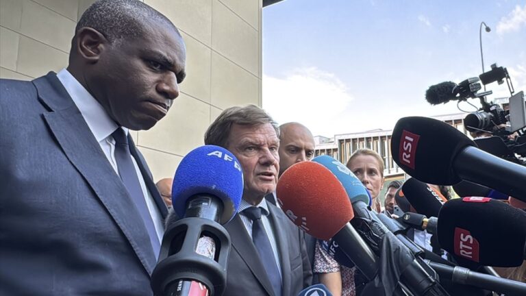 Fransa Dışişleri Bakanı: İran’ın nükleer meselesinin askeri yolla çözülemez Fransa Dışişleri Bakanı: İran’ın nükleer meselesinin askeri yolla çözülemez