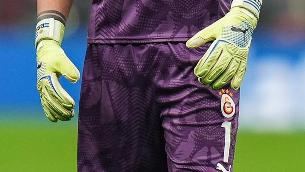 Galatasaray’da kaleci transferinde 1 numaralı aday belirlendi! Muslera’nın boşluğu onunla dolacak Galatasaray’da kaleci transferinde 1 numaralı aday belirlendi! Muslera’nın boşluğu onunla dolacak
