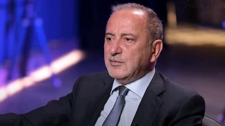 Gazeteci Fatih Altaylı gözaltına alındı Gazeteci Fatih Altaylı gözaltına alındı