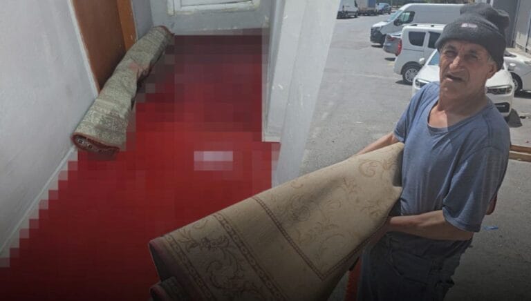 Gaziosmanpaşa’da kanalizasyondan gelen kurban kanı iki daireyi bastı Gaziosmanpaşa’da kanalizasyondan gelen kurban kanı iki daireyi bastı