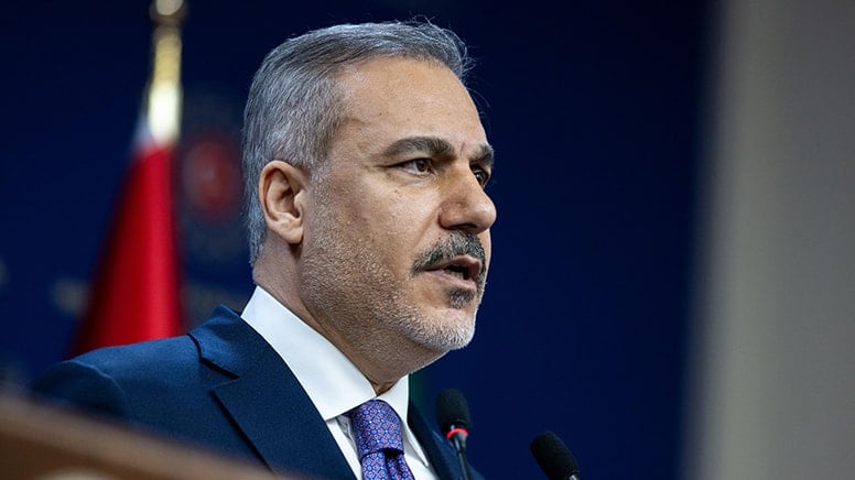 Hakan Fidan’dan Tiran’da temaslar Hakan Fidan’dan Tiran’da temaslar