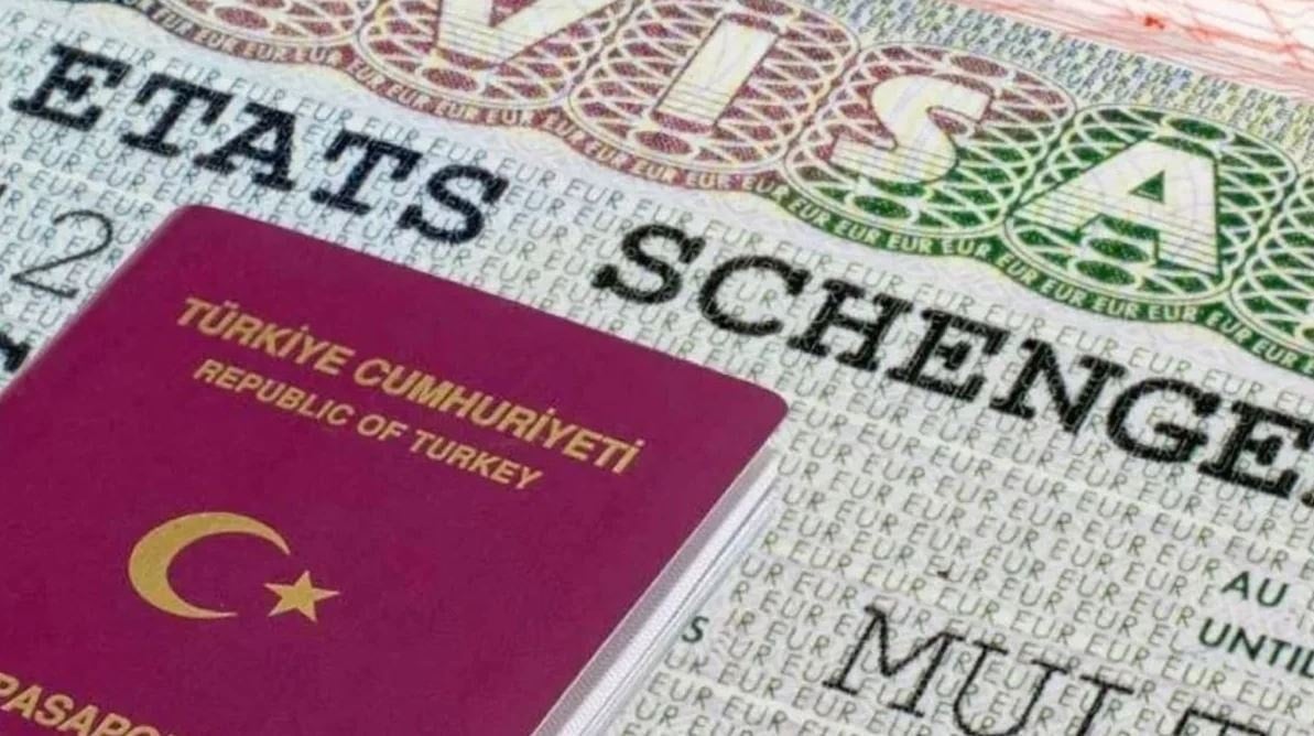 İtalya Türk sanatçılarının vize başvurusunu reddetti İtalya Türk sanatçılarının vize başvurusunu reddetti