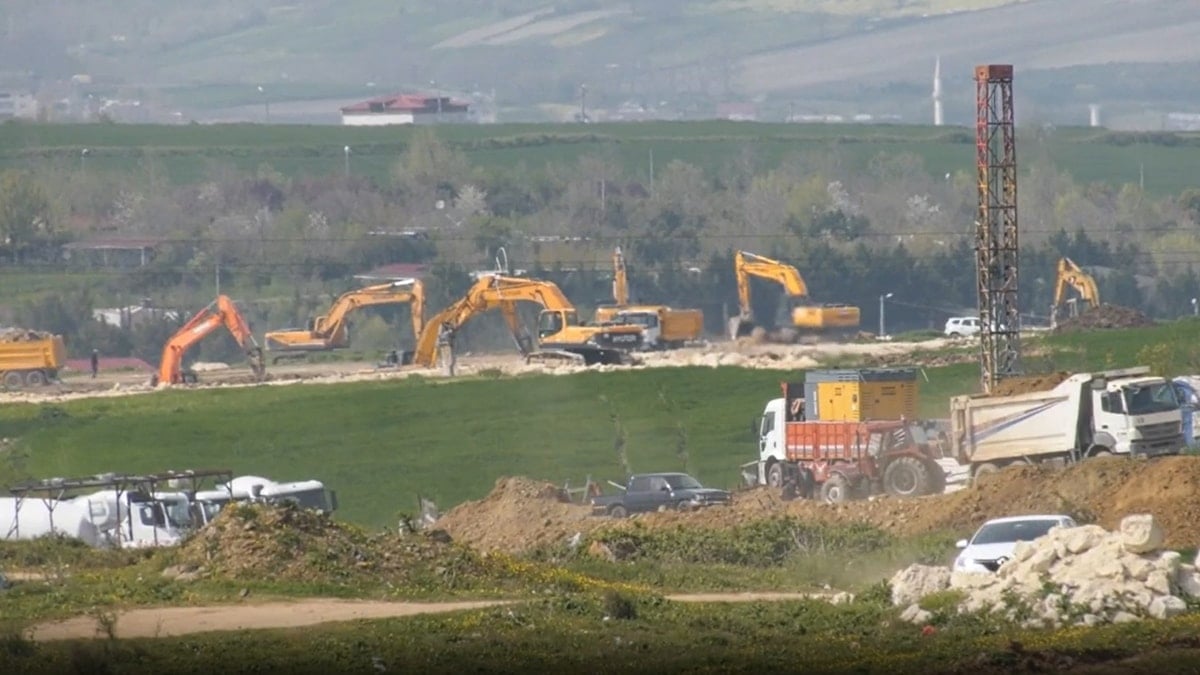 ‘Kanal’da devasa alan imara açıldı ‘Kanal’da devasa alan imara açıldı