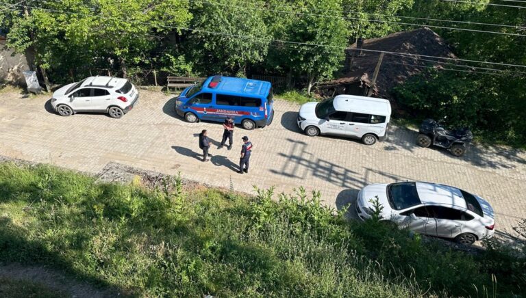 Karabük’teki köpek ölümleriyle ilgili inceleme başlatıldı Karabük’teki köpek ölümleriyle ilgili inceleme başlatıldı