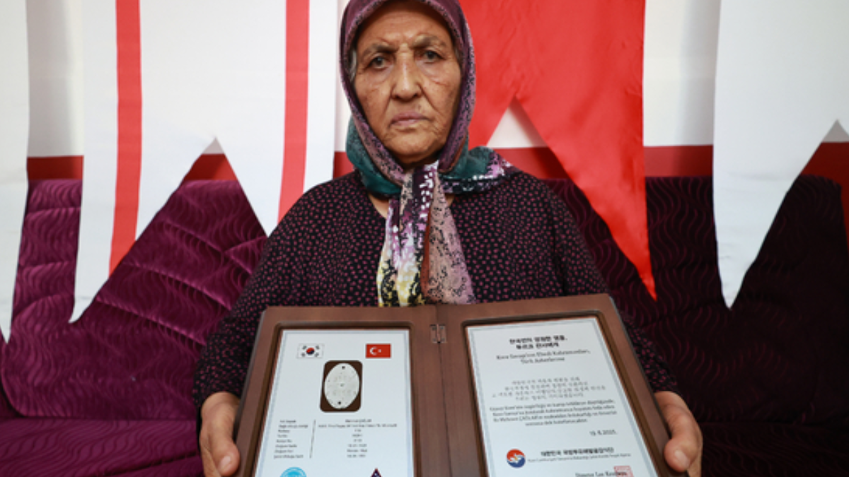 Koreliler Mersinli aileye olan vefa borcunu 74 yıl sonra ödedi Koreliler Mersinli aileye olan vefa borcunu 74 yıl sonra ödedi