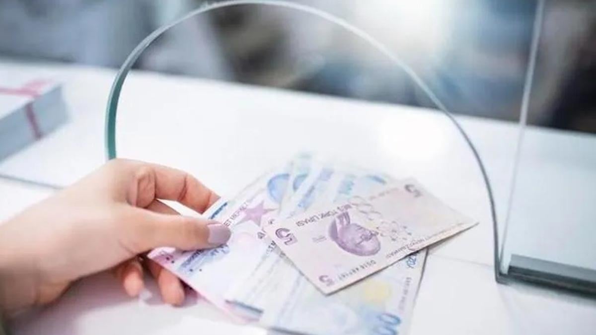 Mevduat faizleri güncellendi: 3 milyon TL konut kredisinin geri ödemesi belli oldu Mevduat faizleri güncellendi: 3 milyon TL konut kredisinin geri ödemesi belli oldu