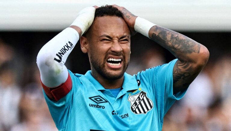 Neymar’dan olay hareket: “Tanrı’nın eli” Neymar’dan olay hareket: “Tanrı’nın eli”