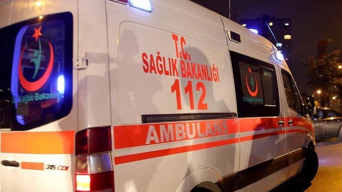 Otomobil şarampole yuvarlandı, sürücüsü öldü Otomobil şarampole yuvarlandı, sürücüsü öldü