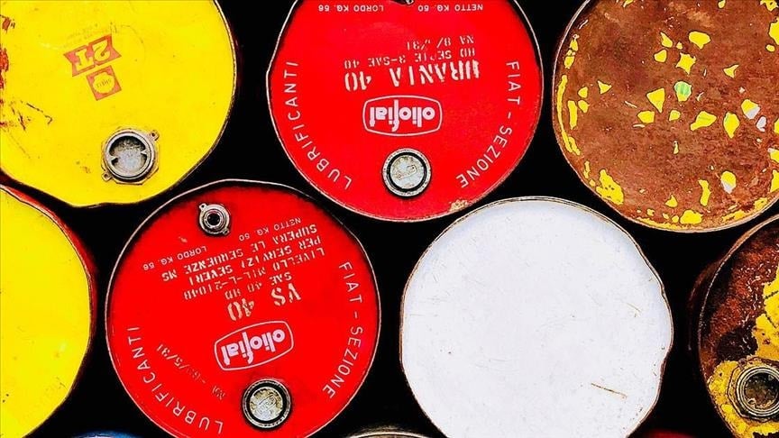 Petrol fiyatlarında sert düşüş beklentisi: 40 dolara kadar düşebilir Petrol fiyatlarında sert düşüş beklentisi: 40 dolara kadar düşebilir