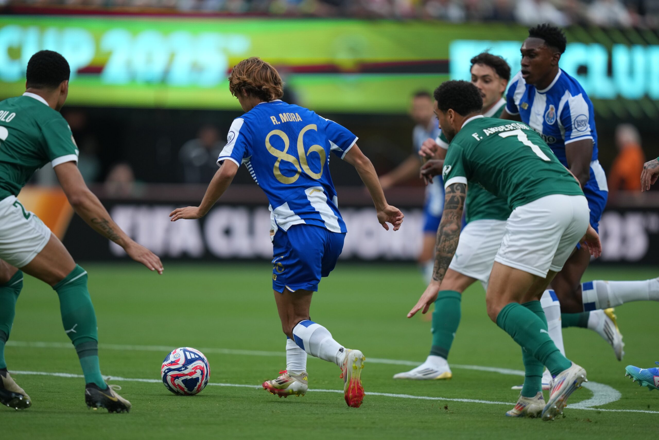Porto turnuvaya golsüz başladı Porto turnuvaya golsüz başladı