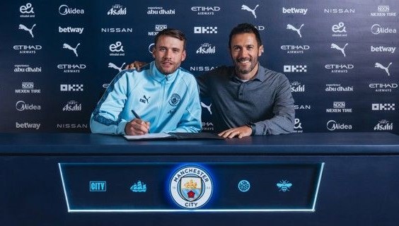 Rayan Cherki, Manchester City’de Rayan Cherki, Manchester City’de