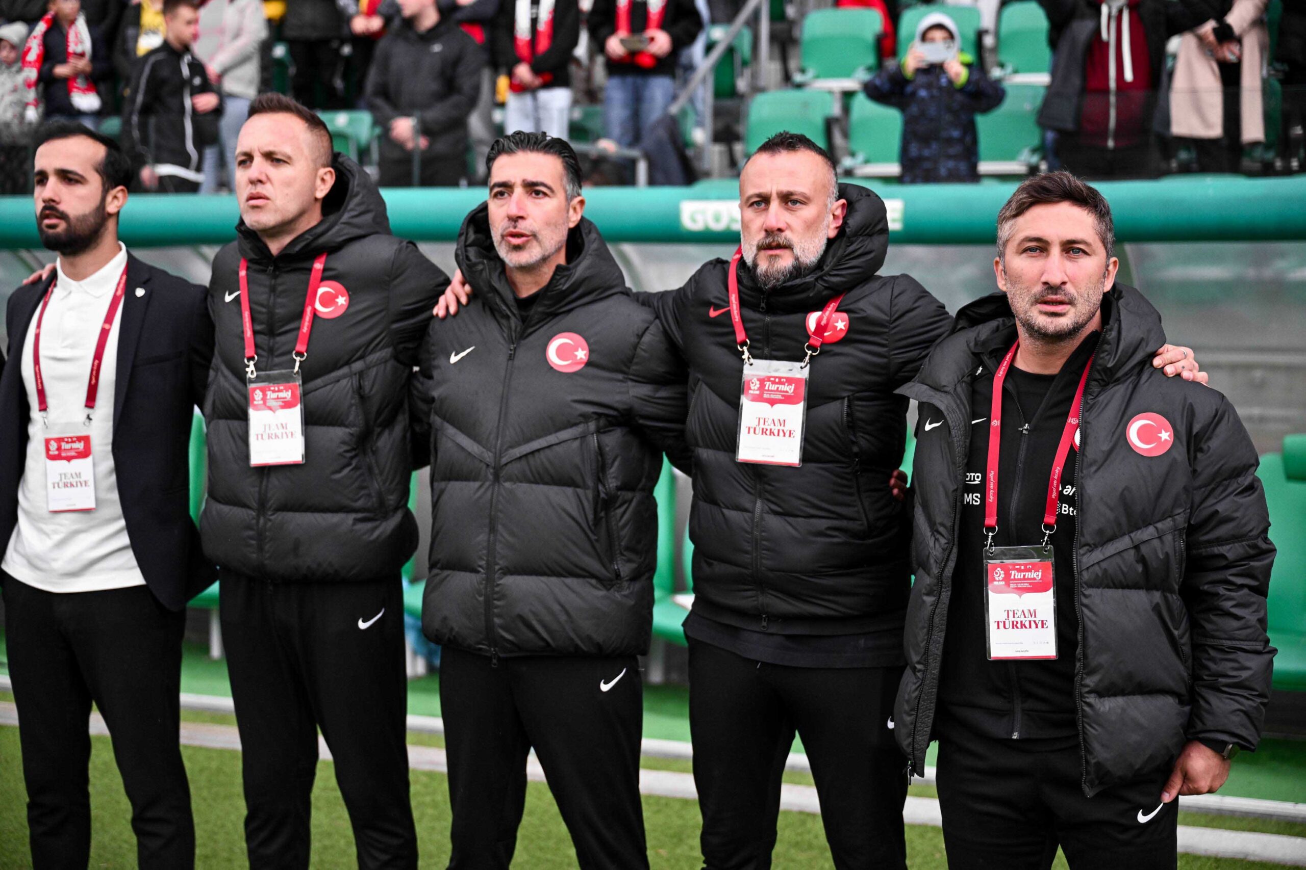 Sabri Sarıoğlu ile yollar ayrıldı Sabri Sarıoğlu ile yollar ayrıldı