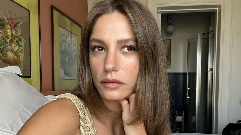 Serenay Sarıkaya içini döktü: Dağılmamak için gözlerimi kaçırdım Serenay Sarıkaya içini döktü: Dağılmamak için gözlerimi kaçırdım