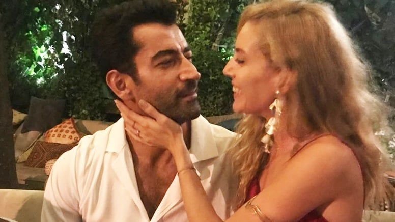 Sinem Kobal’dan romantik paylaşım… ‘İyi ki doğdun sevgilim’ Sinem Kobal’dan romantik paylaşım… ‘İyi ki doğdun sevgilim’