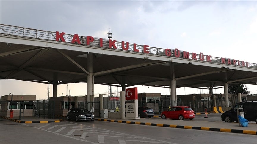 Tatil göçüne hazırlık: Sınır kapılarına yeni düzenleme Tatil göçüne hazırlık: Sınır kapılarına yeni düzenleme