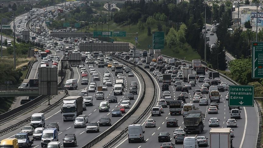 Türkiye’de otomotiv devrimi: 10 araçtan 4’ü artık benzin istasyonuna uğramıyor Türkiye’de otomotiv devrimi: 10 araçtan 4’ü artık benzin istasyonuna uğramıyor