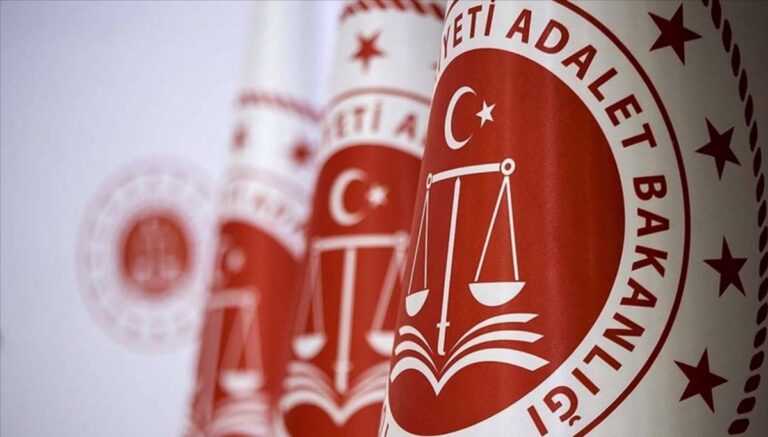 Adalet Bakanlığı’na 20 bin personel alınacak Adalet Bakanlığı’na 20 bin personel alınacak