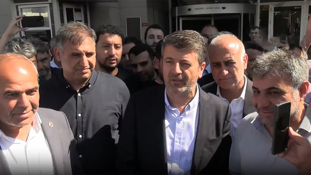 Adıyaman Belediye Başkanı Tutdere görevden uzaklaştırıldı! Adıyaman Belediye Başkanı Tutdere görevden uzaklaştırıldı!