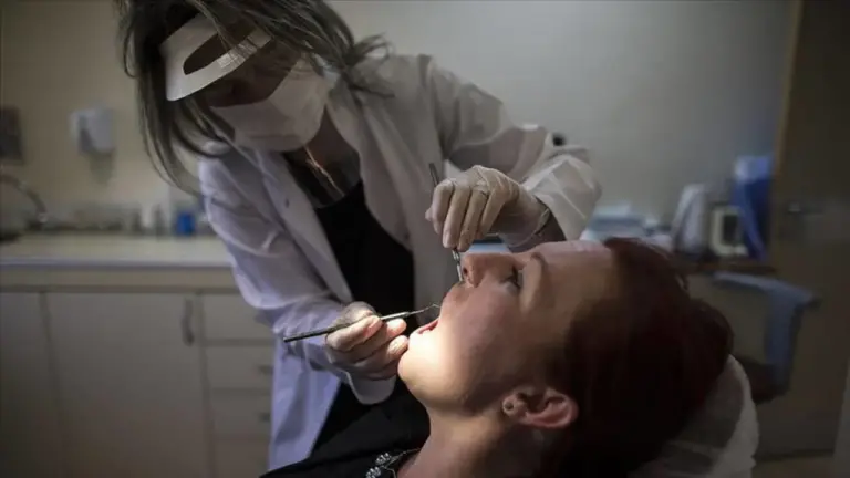 Ağız ve diş sağlığı merkezlerindeki çürüme sürüyor: Kalitesiz, eksik malzemeyle diş sağlığı Ağız ve diş sağlığı merkezlerindeki çürüme sürüyor: Kalitesiz, eksik malzemeyle diş sağlığı