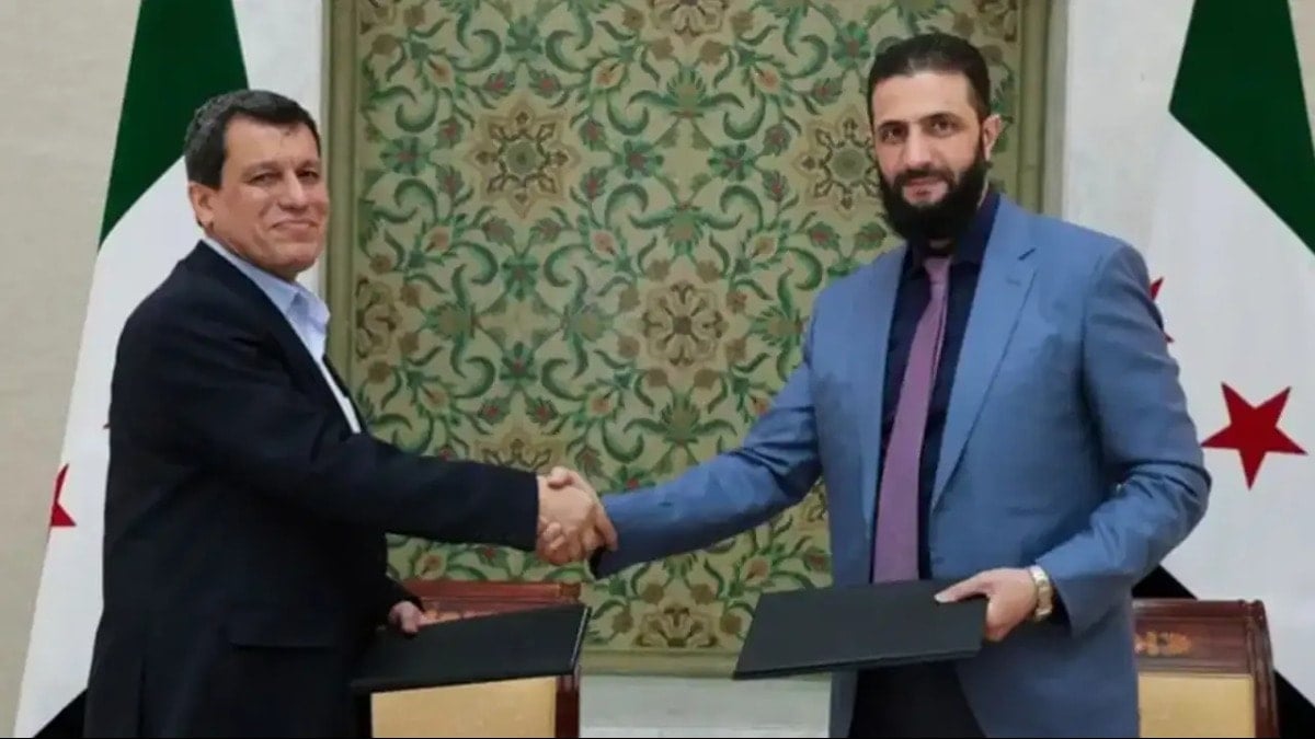 AKP’li eski vekil uyardı: Tuhaf şeyler oluyor AKP’li eski vekil uyardı: Tuhaf şeyler oluyor