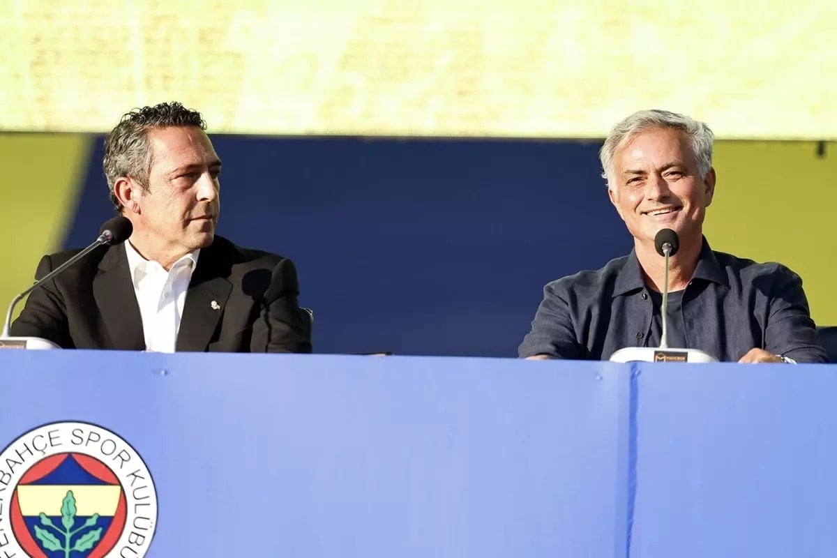 Ali Koç transfer için Portekiz’de! Kritik zirve Ali Koç transfer için Portekiz’de! Kritik zirve