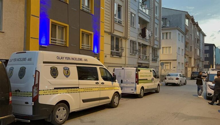 Apartman merdiveninde şüpheli ölüm Apartman merdiveninde şüpheli ölüm