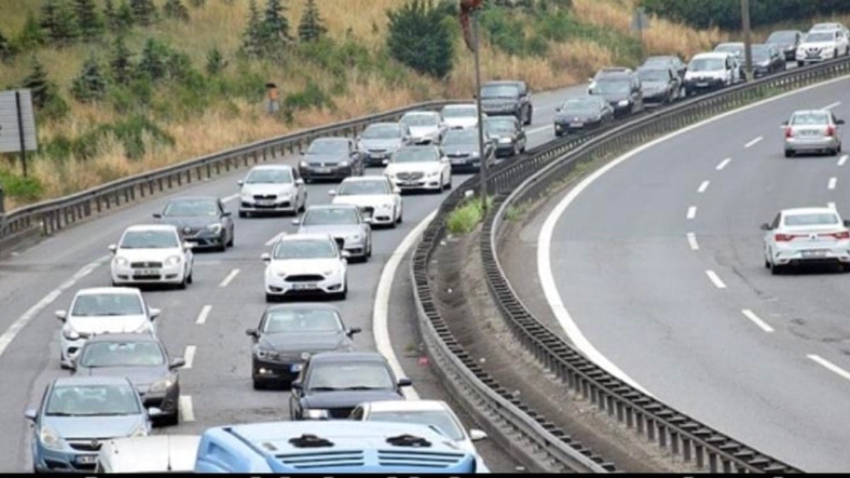 Araç sahipleri için zaman daralıyor! Tarihini kaçıran cezalı ödeyecek Araç sahipleri için zaman daralıyor! Tarihini kaçıran cezalı ödeyecek