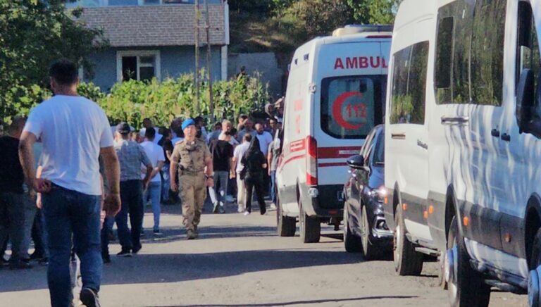 Babanne ve iki torununu öldüren katil zanlısı tutuklandı Babanne ve iki torununu öldüren katil zanlısı tutuklandı