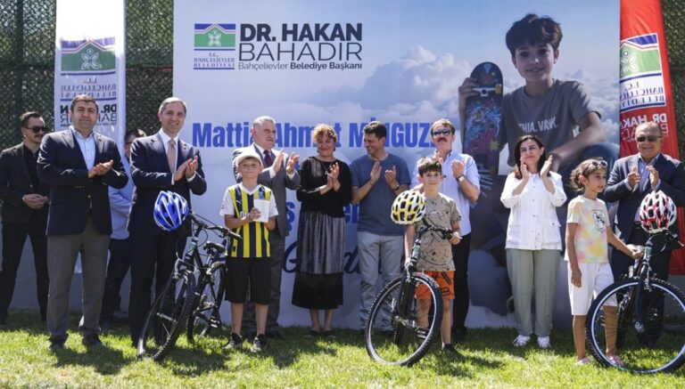 Bahçelievler’de Mattia Ahmet Minguzzi Skate Parkı açıldı Bahçelievler’de Mattia Ahmet Minguzzi Skate Parkı açıldı