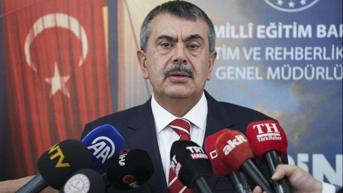 Bakan Tekin ile Muharrem İnce arasında ‘LGS’ tartışması Bakan Tekin ile Muharrem İnce arasında ‘LGS’ tartışması