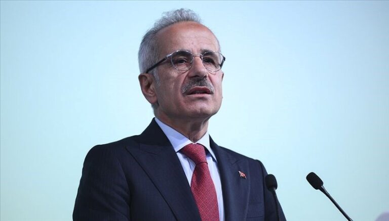 Bakan Uraloğlu’ndan ekonomi mesajları: Kalkınma Koridoru bitti diyebilirim Bakan Uraloğlu’ndan ekonomi mesajları: Kalkınma Koridoru bitti diyebilirim
