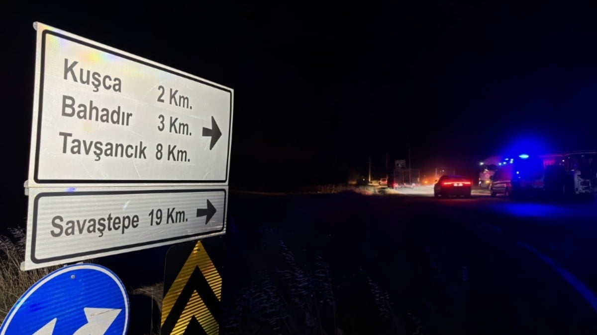 Balıkesir’de orman yangını: Bir mahalle boşaltıldı Balıkesir’de orman yangını: Bir mahalle boşaltıldı