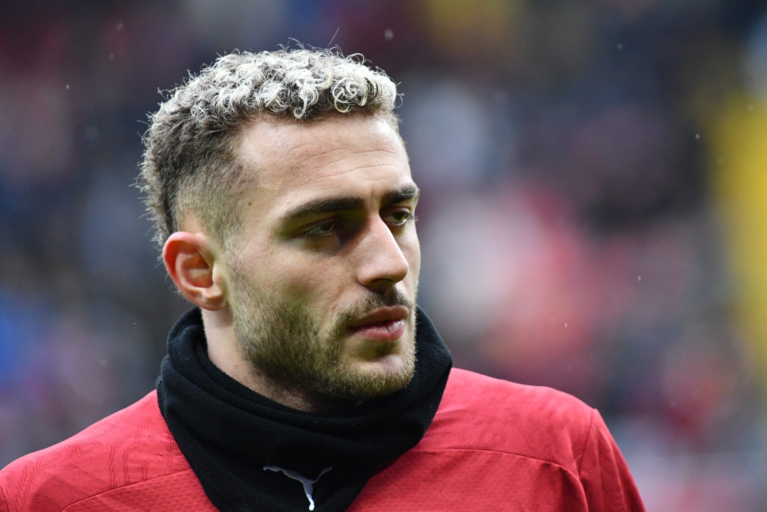 Barış Alper Yılmaz’dan kanser hastası çocuğa sürpriz Barış Alper Yılmaz’dan kanser hastası çocuğa sürpriz