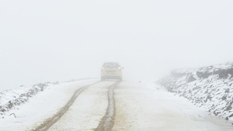 Bayburt’a temmuzda kar yağdı Bayburt’a temmuzda kar yağdı