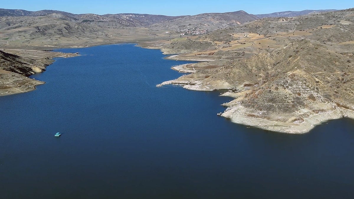 Belediye Başkanı kötü haberi verdi: ‘Ciddi tehlike, 90 günlük suyumuz kaldı!’ Belediye Başkanı kötü haberi verdi: ‘Ciddi tehlike, 90 günlük suyumuz kaldı!’