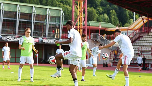 Beşiktaş, kampın son maçına çıkıyor Beşiktaş, kampın son maçına çıkıyor