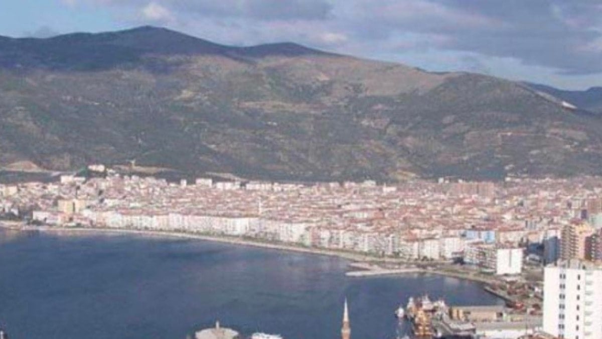 Bir ilçemizin gizemli deprem kabusu! Bir ilçemizin gizemli deprem kabusu Bir ilçemizin gizemli deprem kabusu! Bir ilçemizin gizemli deprem kabusu