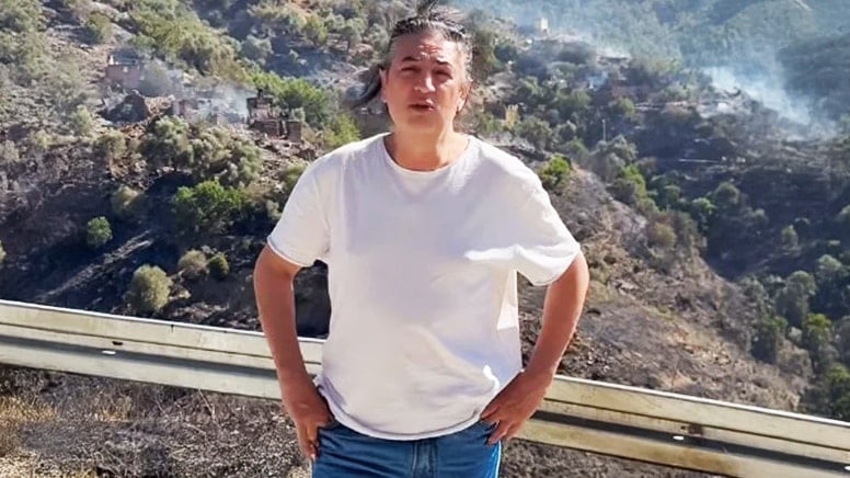 Çelik yangın bölgesinde… ‘Arazi aracımla gerekirse su, hasta taşırım’ Çelik yangın bölgesinde… ‘Arazi aracımla gerekirse su, hasta taşırım’
