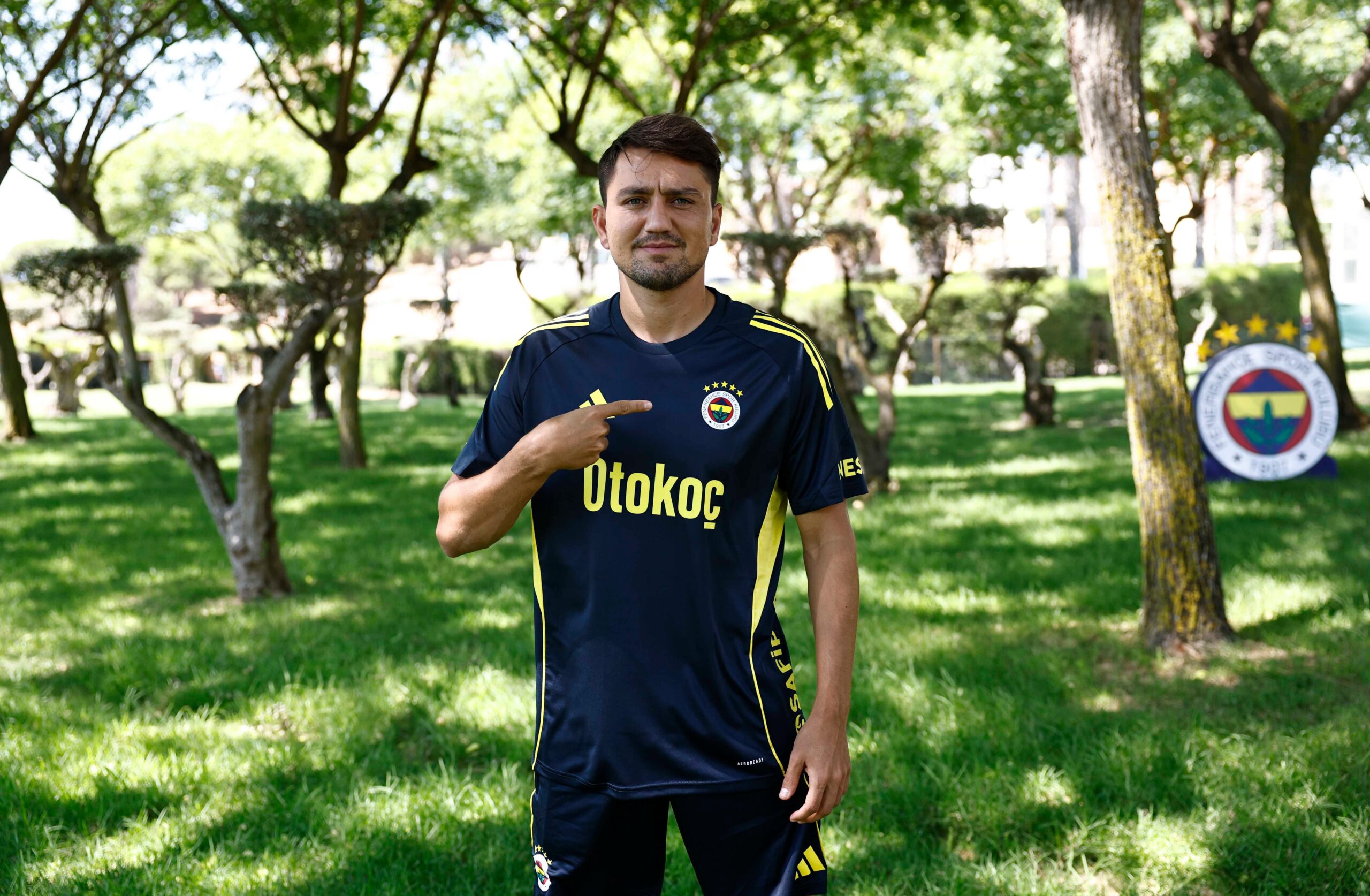 Cengiz Ünder: Fenerbahçe’de oynamak ayrı bir gurur Cengiz Ünder: Fenerbahçe’de oynamak ayrı bir gurur