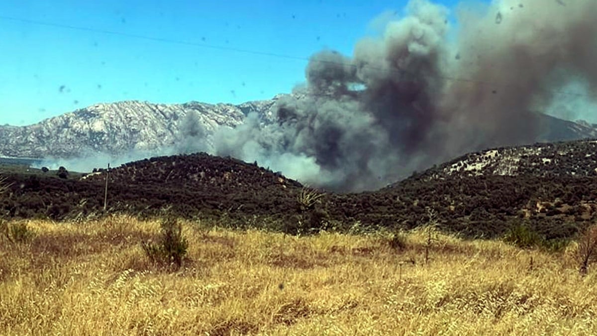 Çeşme’den sonra Bodrum’da yangın başladı Çeşme’den sonra Bodrum’da yangın başladı