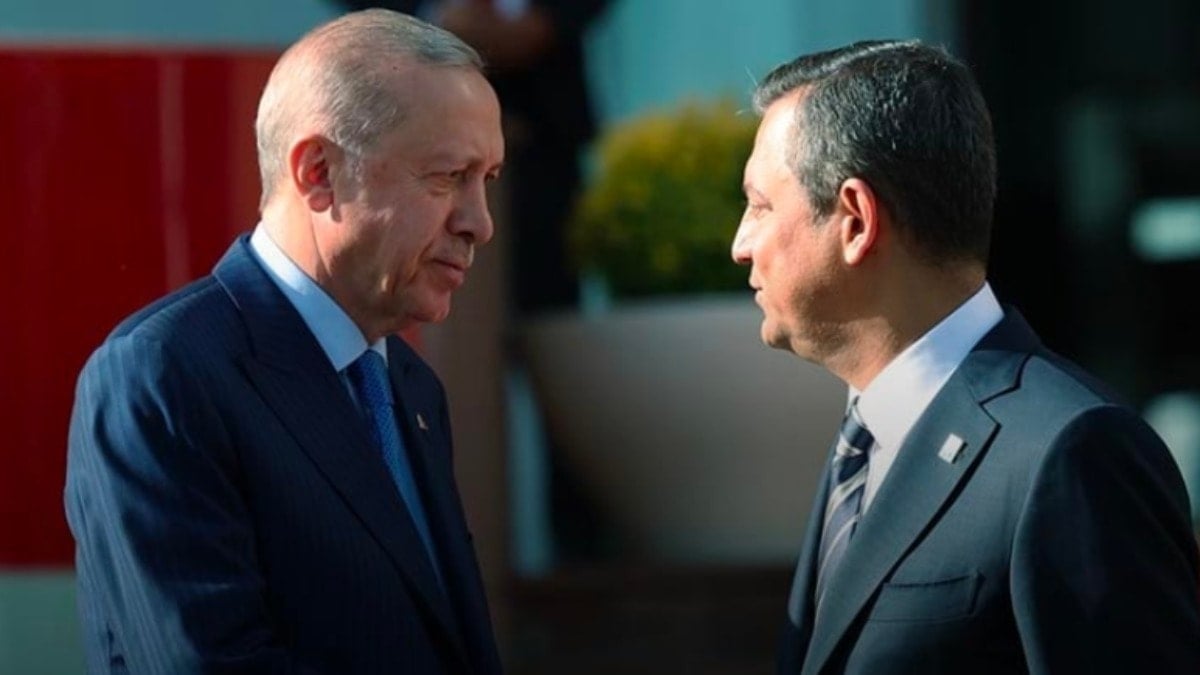 CHP liderinin ‘Eurofighter çıkışına’ Erdoğan’dan yanıt: ‘Tebrik etmekten asla yüksünmeyiz’ CHP liderinin ‘Eurofighter çıkışına’ Erdoğan’dan yanıt: ‘Tebrik etmekten asla yüksünmeyiz’
