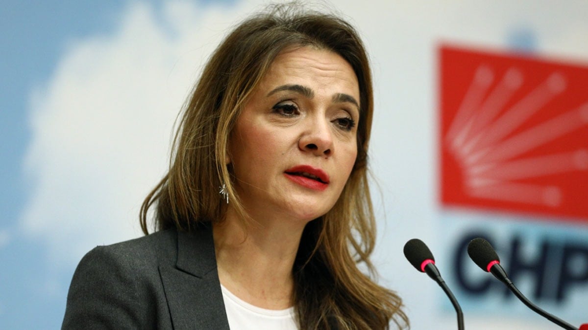CHP’li Gamze Akkuş İlgezdi, trafik kazası geçirdi CHP’li Gamze Akkuş İlgezdi, trafik kazası geçirdi